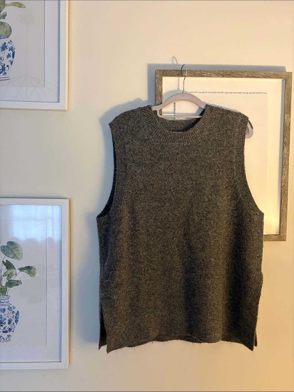 H&M Charcoal Gray Knit Sleeveless Tunic
